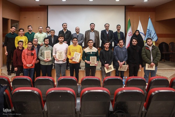 فینال سیزدهمین دوره مسابقات ملی مناظره دانشجویان ایران در مرحله دانشگاهی