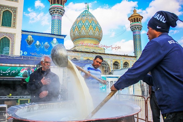 پخت ۱۵ تُن سمنو در شیراز