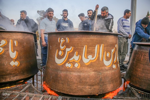 پخت ۱۵ تُن سمنو در شیراز
