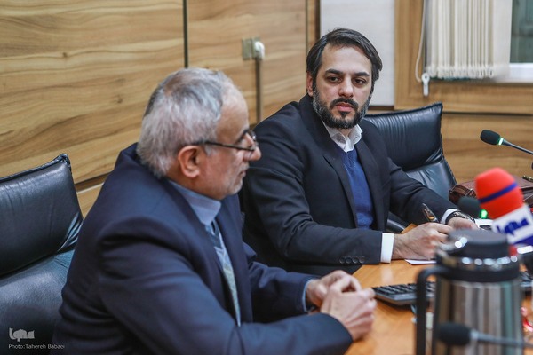 پیش نشست ایده‌ها، تجربه‌ها و چالش‌ها «حلقه‌های میانی پیشران جامعه‌پردازی در نظام انقلابی»