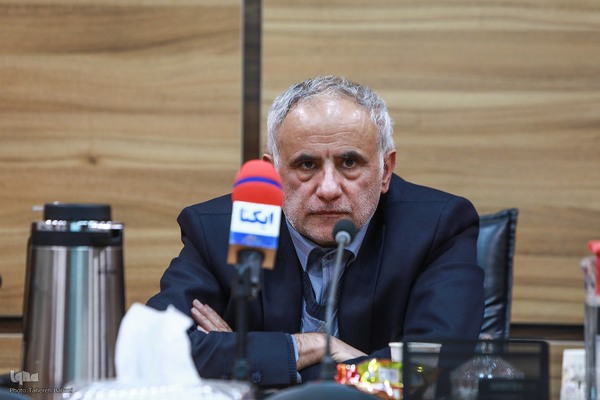 پیش نشست ایده‌ها، تجربه‌ها و چالش‌ها «حلقه‌های میانی پیشران جامعه‌پردازی در نظام انقلابی»