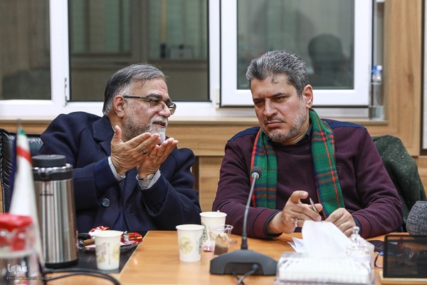 پیش نشست ایده‌ها، تجربه‌ها و چالش‌ها «حلقه‌های میانی پیشران جامعه‌پردازی در نظام انقلابی»