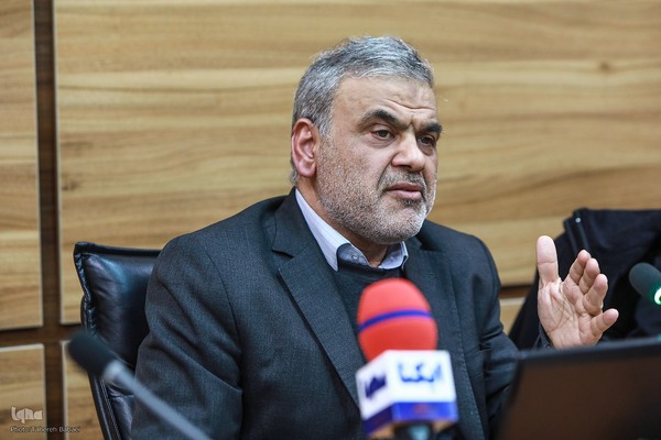  غلامعلی نیستانی، عضو هیئت علمی گروه مدیریت فرهنگی پژوهشکده فرهنگ، هنر و معماری