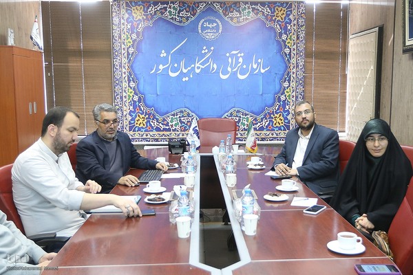 بازدید مدیرکل تبلیغ و امور دینی نهاد نمایندگی مقام معظم رهبری در دانشگاه آزاد