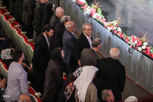 آیین اختتامیه چهل و دومین جایزه کتاب سال جمهوری اسلامی ایران