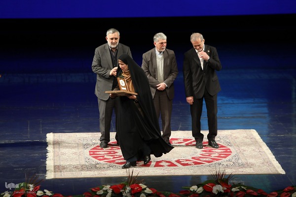 آیین اختتامیه چهل و دومین جایزه کتاب سال جمهوری اسلامی ایران