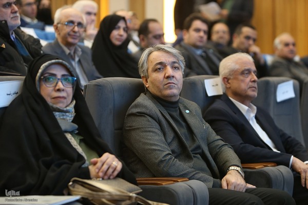 چهاردهمین جشنواره روز بین‌الملل دانشگاه تهران