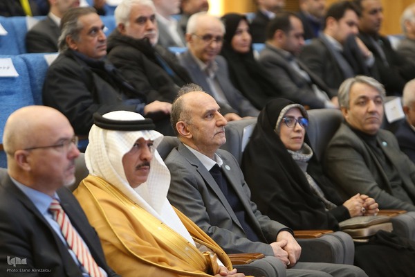 چهاردهمین جشنواره روز بین‌الملل دانشگاه تهران