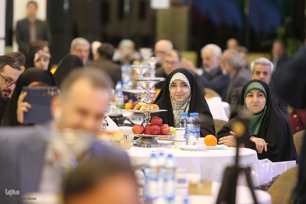 مراسم تجلیل از نفرات برتر مسابقات قرآن در استان تهران