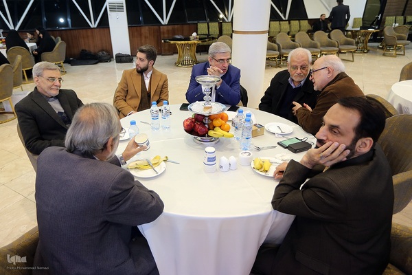 مراسم تجلیل از نفرات برتر مسابقات قرآن در استان تهران