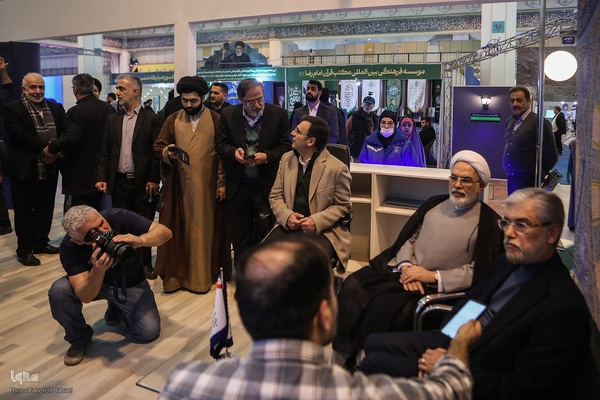 بازدید وزیر علوم از سی‌ودومین نمایشگاه بین‌المللی قرآن کریم