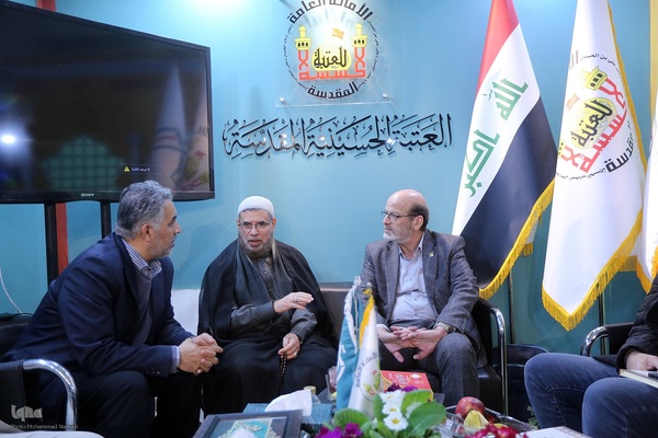 بازدید حسن مسلمی نائینی،‌ رئیس جهاددانشگاهی از نمایشگاه بین‌المللی قرآن کریم 