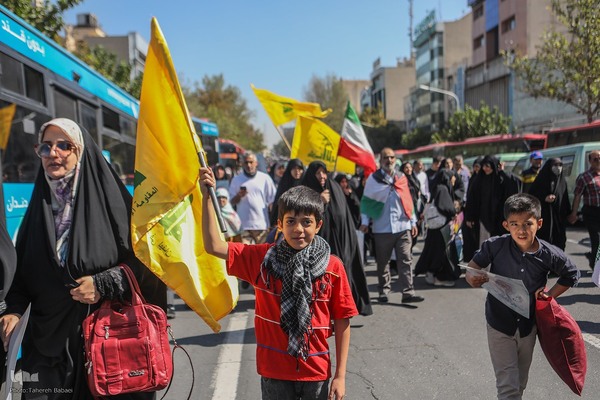 حضور پرشور مردم در نماز جمعه تهران