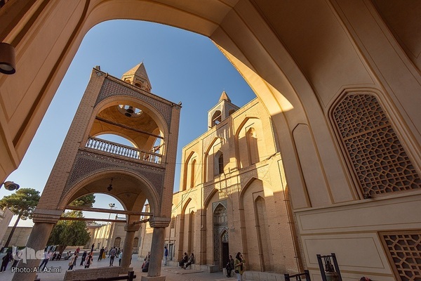 گذری بر جلفای نو