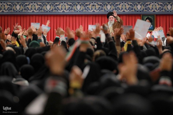 دیدار اقشار مختلف بانوان با رهبر معظم انقلاب