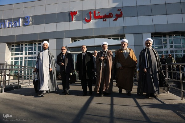 استقبال از پیشکسوتان قرآنی در فرودگاه شهید مدنی تبریز