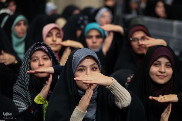 دیدار هزاران نفر از دانشجویان سراسر کشور با رهبر معظم انقلاب