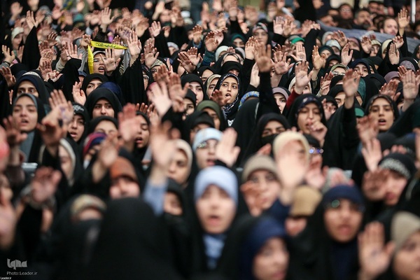 دیدار هزاران نفر از دانشجویان سراسر کشور با رهبر معظم انقلاب