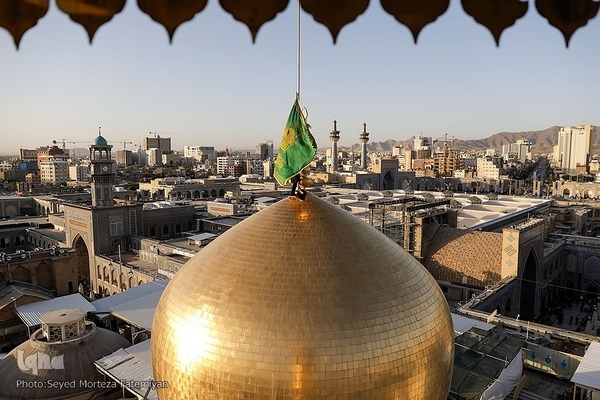 آیین تعویض پرچم حرم امام رضا(ع)