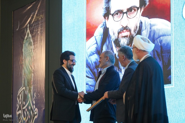 مراسم تجلیل از خادمان قرآن کریم