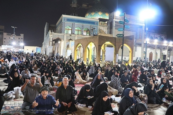 احیای شب نوزدهم ماه رمضان در حرم حضرت علی‌ بن مهزیار اهوازی 