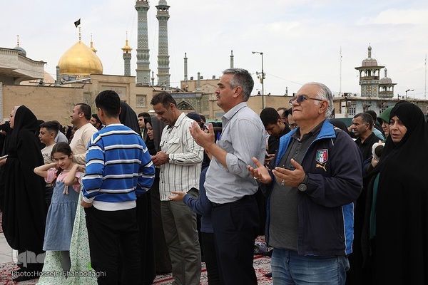 تحویل سال جدید در حرم حضرت معصومه(س)