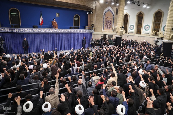 دیدار نوروزی اقشار مختلف مردم با رهبر انقلاب