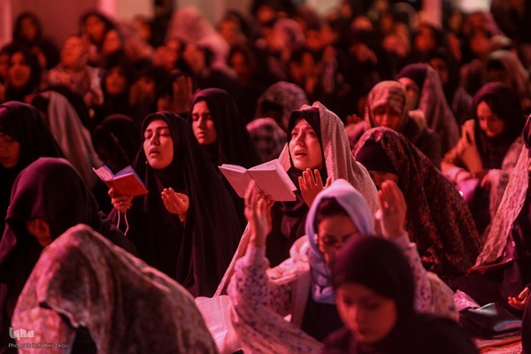 مراسم احیا شب بیست و یکم ماه رمضان در امامزاده صالح (ص)