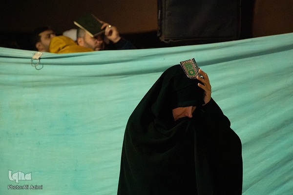 احیای شب بیست و سوم ماه رمضان در اصفهان