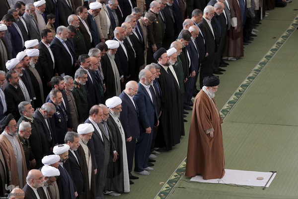 اقامه نماز عید فطر به امامت رهبر معظم انقلاب اسلامی
