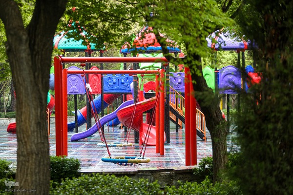 ترنم باران بهاری بر چهره شهر