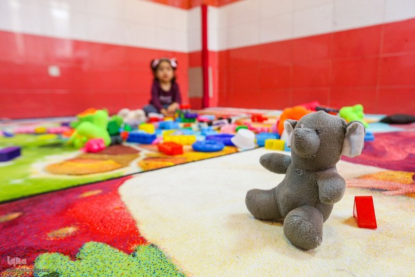 شوق زندگی در شیرخوارگاه حضرت آمنه(س)