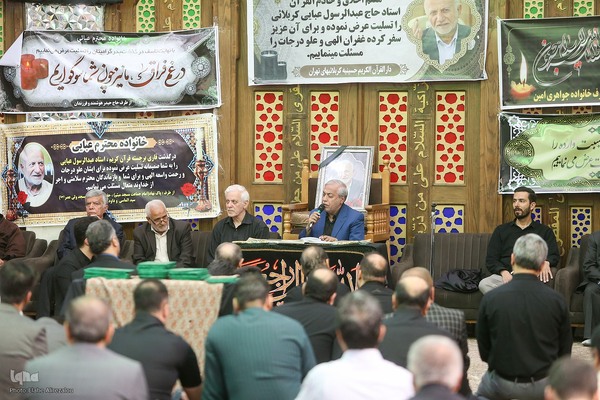 مراسم تشییع پیکر خادم‌القرآن عبدالرسول عبایی