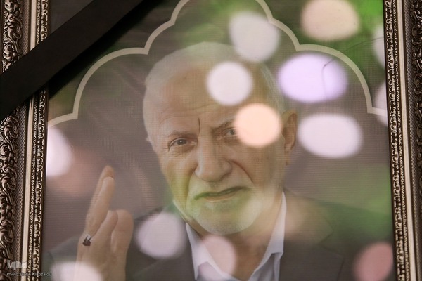 مراسم تشییع پیکر خادم‌القرآن عبدالرسول عبایی