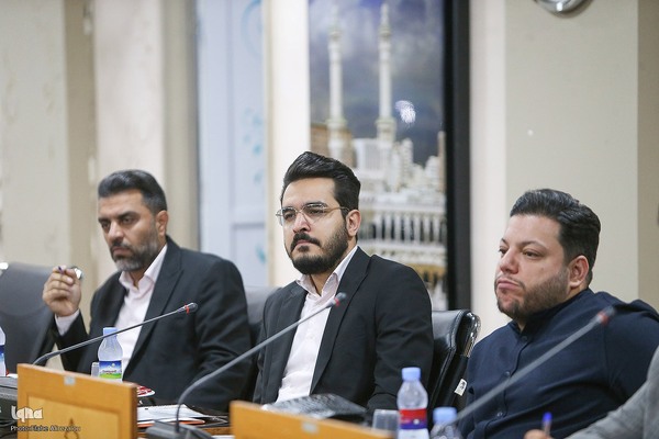 جلسه توجیهی قاریان اعزامی به حج با حضور نماینده ولی فقیه