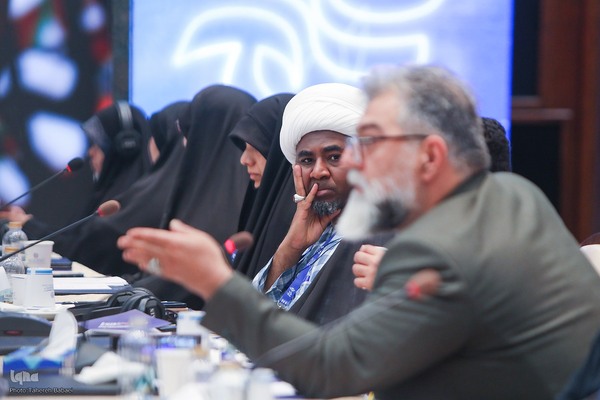 اولین نشست بین‌المللی سومین مهرواره هوای نو