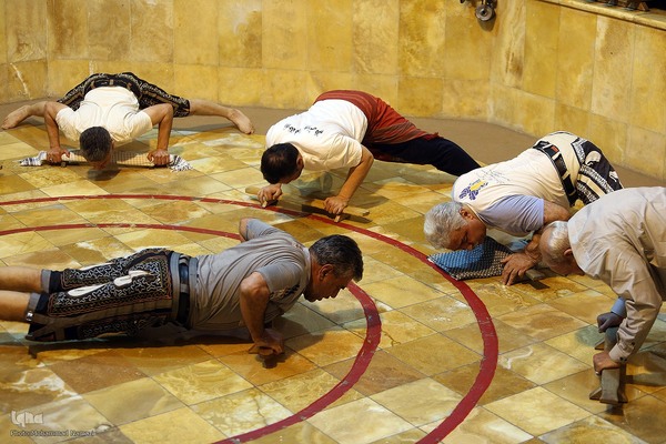 آیین پهلوانی در گود زورخانه