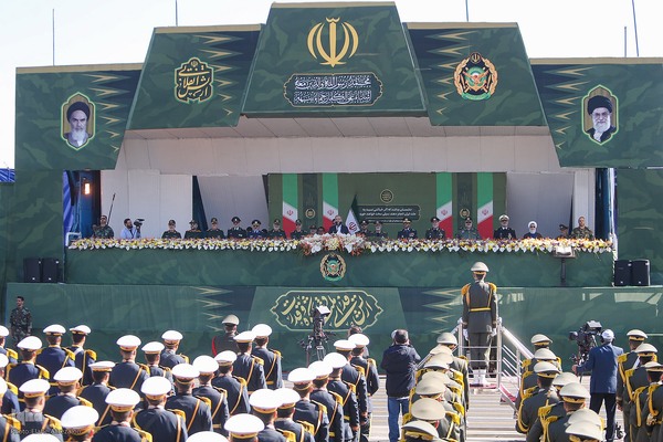 مراسم رژه روز ارتش