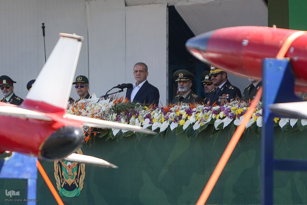 مراسم رژه روز ارتش