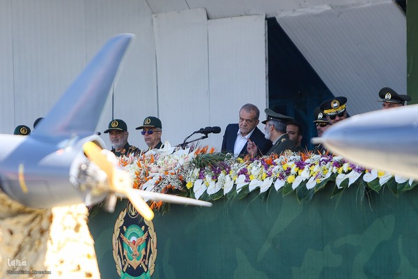 مراسم رژه روز ارتش