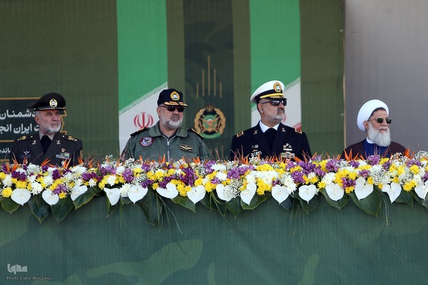 مراسم رژه روز ارتش