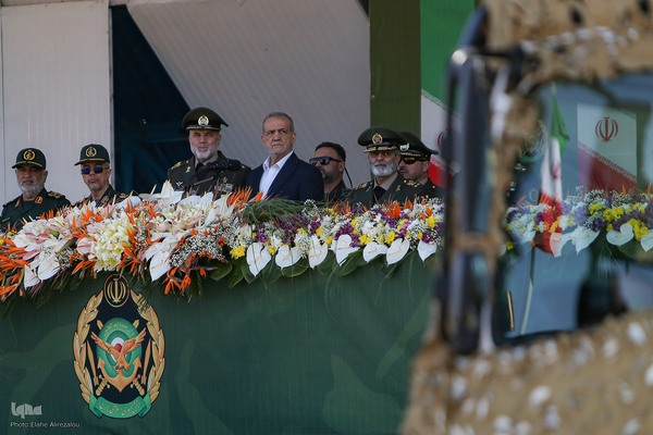 مراسم رژه روز ارتش