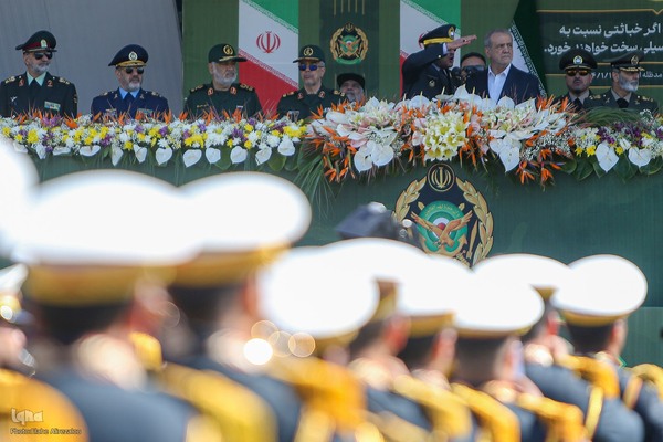 مراسم رژه روز ارتش