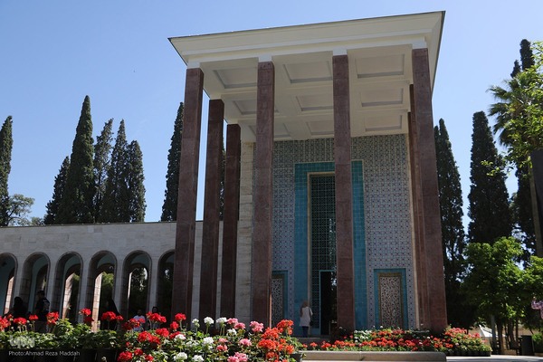 یکم اردیبهشت روز بزرگداشت سعدی