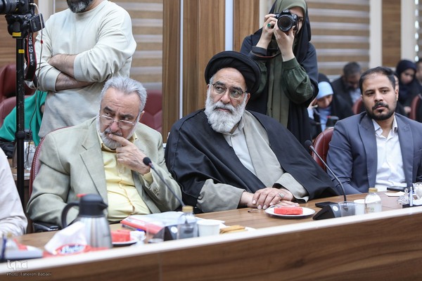 نخستین نشست ستاد مرکزی «بزرگداشت شهید جمهور، حضرت آیت‌الله رئیسی و دیگر شهدای خدمت»