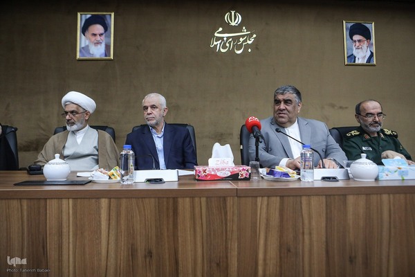 نشست فراکسیون شاهد و ایثارگر مجلس شورای اسلامی