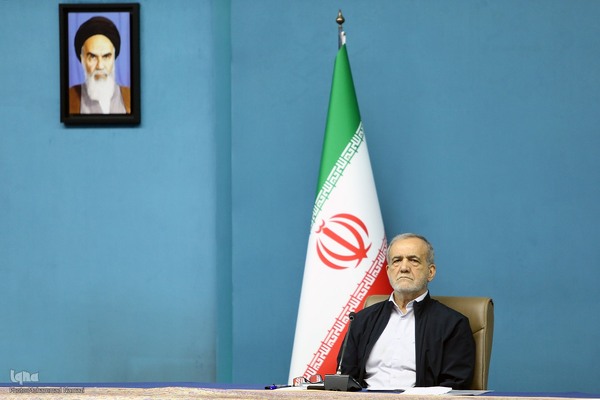 جلسه شورای عالی انقلاب فرهنگی