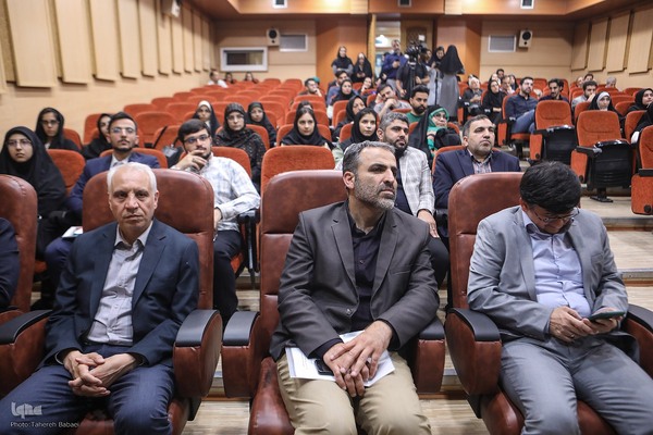 پایان مرحله منطقه‌ای مسابقات مناظره دانشجویان در واحد صنعتی شریف