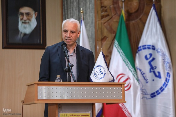 پایان مرحله منطقه‌ای مسابقات مناظره دانشجویان در واحد صنعتی شریف