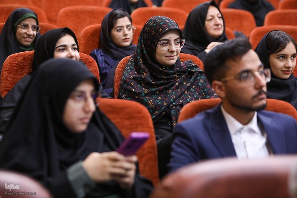 پایان مرحله منطقه‌ای مسابقات مناظره دانشجویان در واحد صنعتی شریف